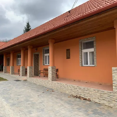 Apartment Feher-patak Vendeghaz *
